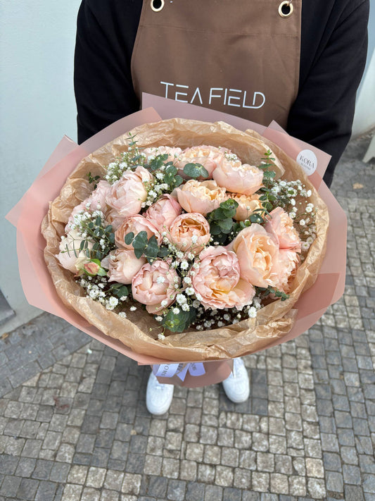 Bouqet Roses Julietta and Eucalyptus
